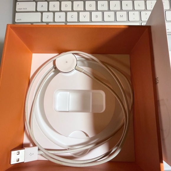 Hermès Apple Watch Series 2 - Picture 7 of 11